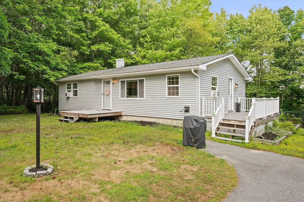 403 Bangor Road Ellsworth ME 04605