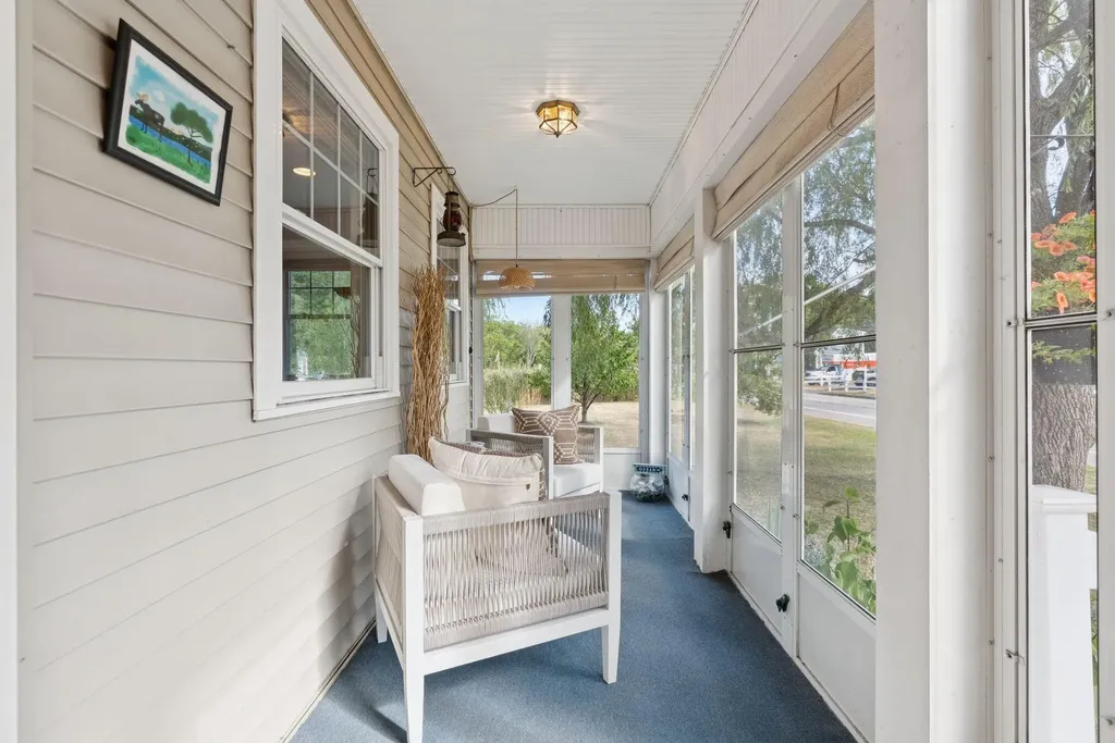 10 Seaside Avenue Saco ME 04072