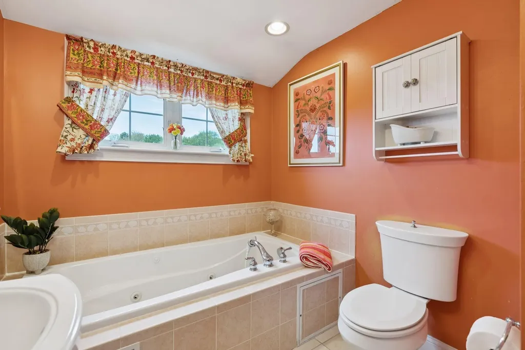 10 Seaside Avenue Saco ME 04072