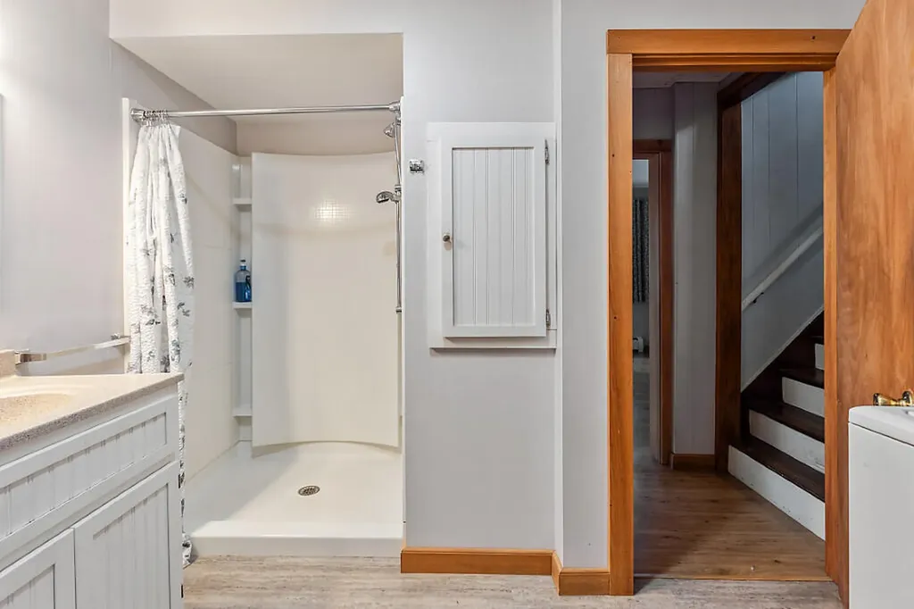 76 Pine Street Madison ME 04950