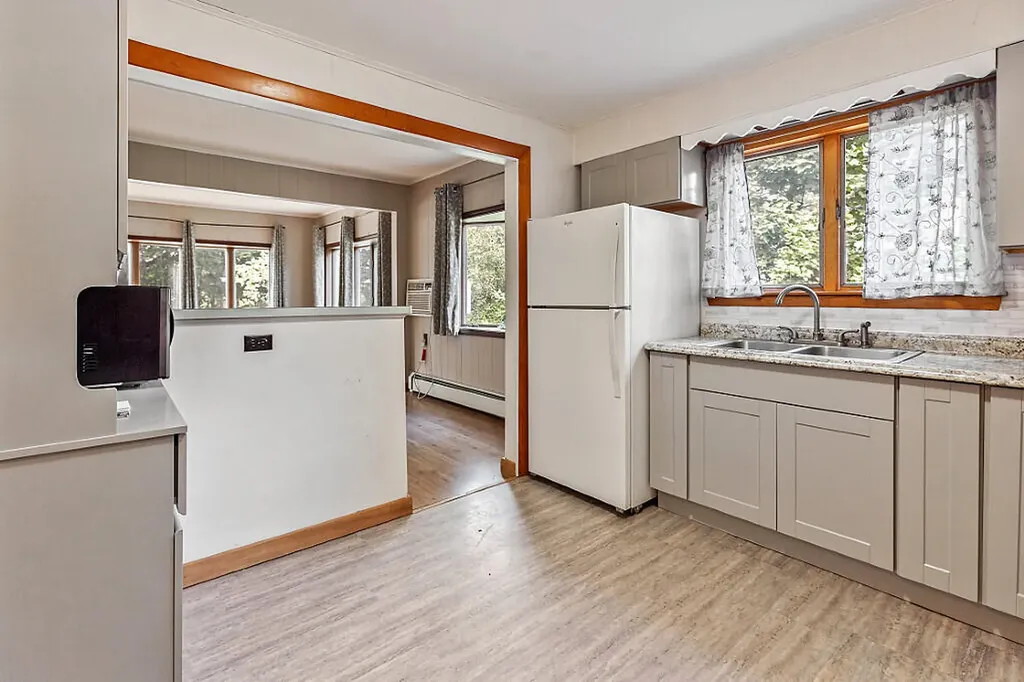 76 Pine Street Madison ME 04950