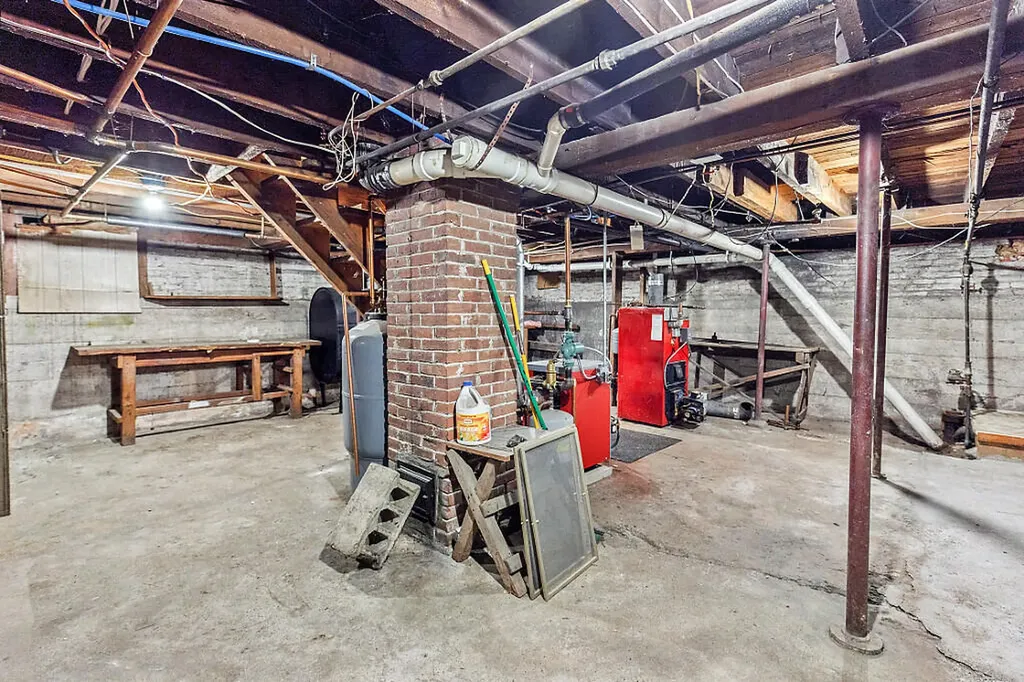 76 Pine Street Madison ME 04950