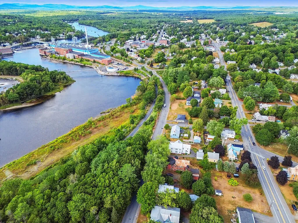 76 Pine Street Madison ME 04950