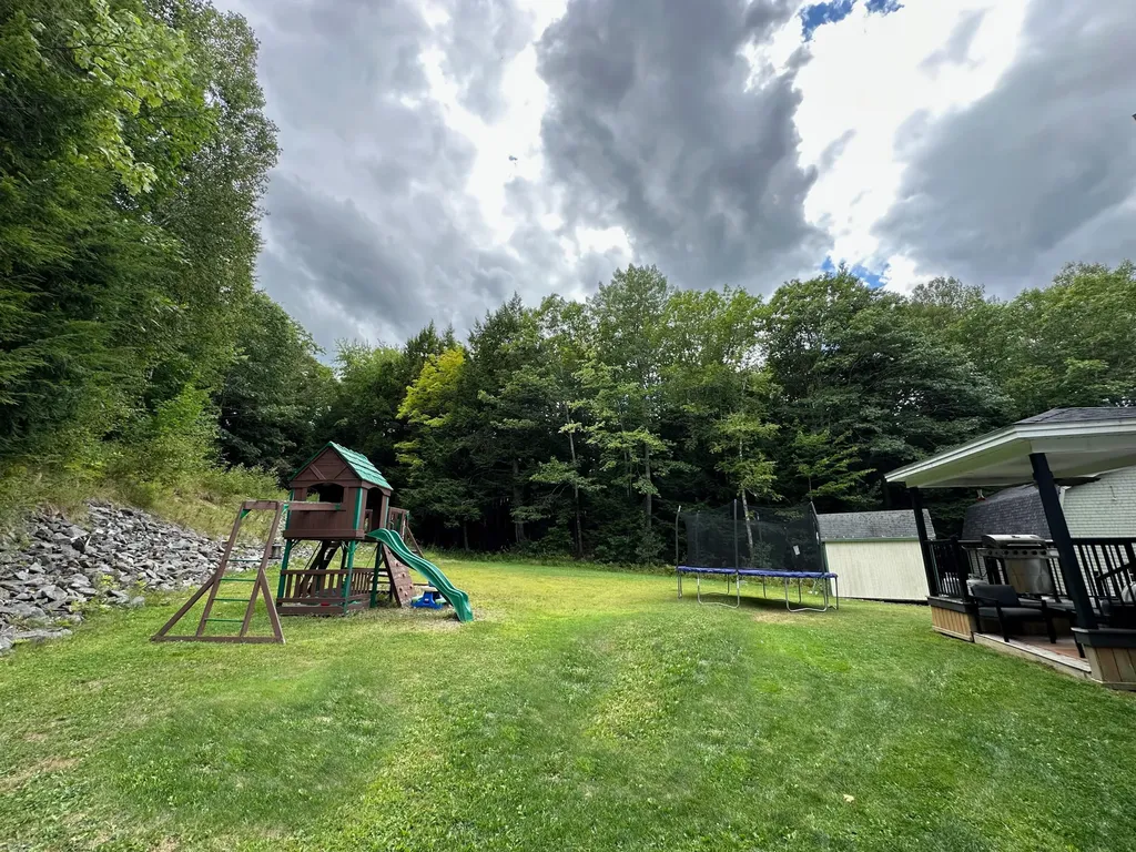 73 Papermill Road Hampden ME 04444