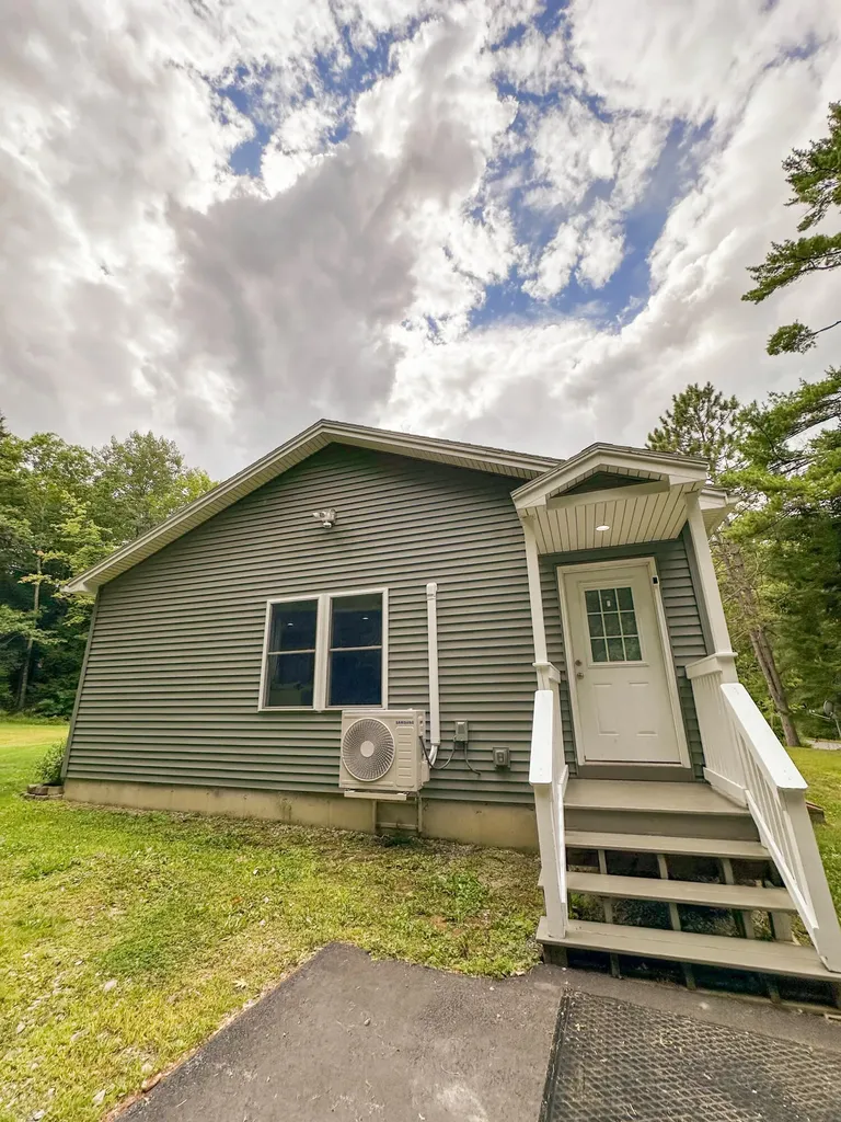 73 Papermill Road Hampden ME 04444