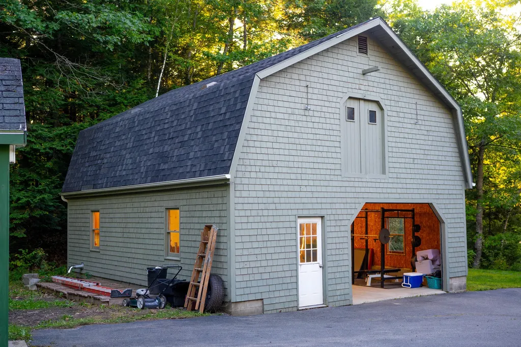 73 Papermill Road Hampden ME 04444