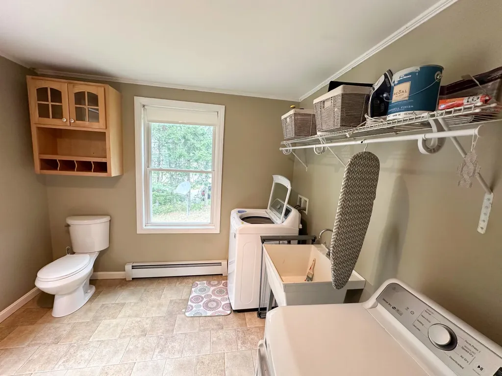 73 Papermill Road Hampden ME 04444