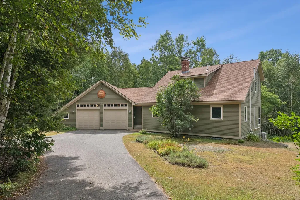 50 Cortland Drive Minot ME 04258