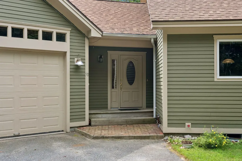 50 Cortland Drive Minot ME 04258