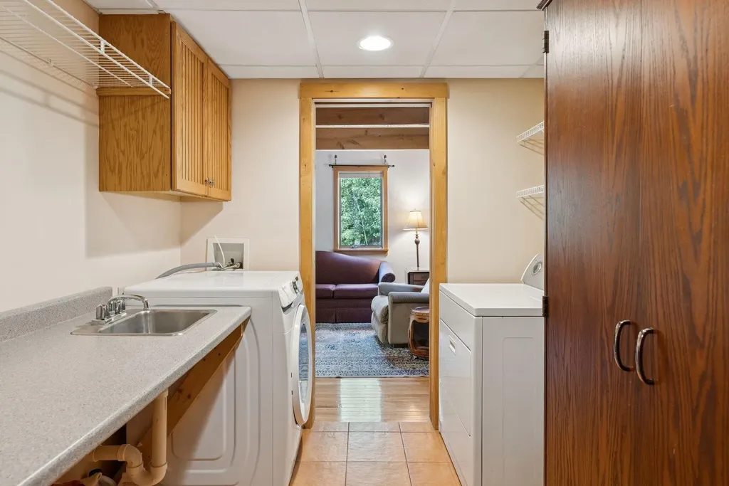 50 Cortland Drive Minot ME 04258