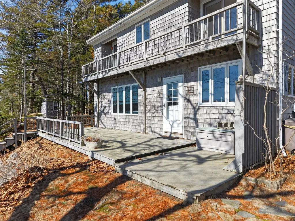 71 Merganser Way Freeport ME 04032
