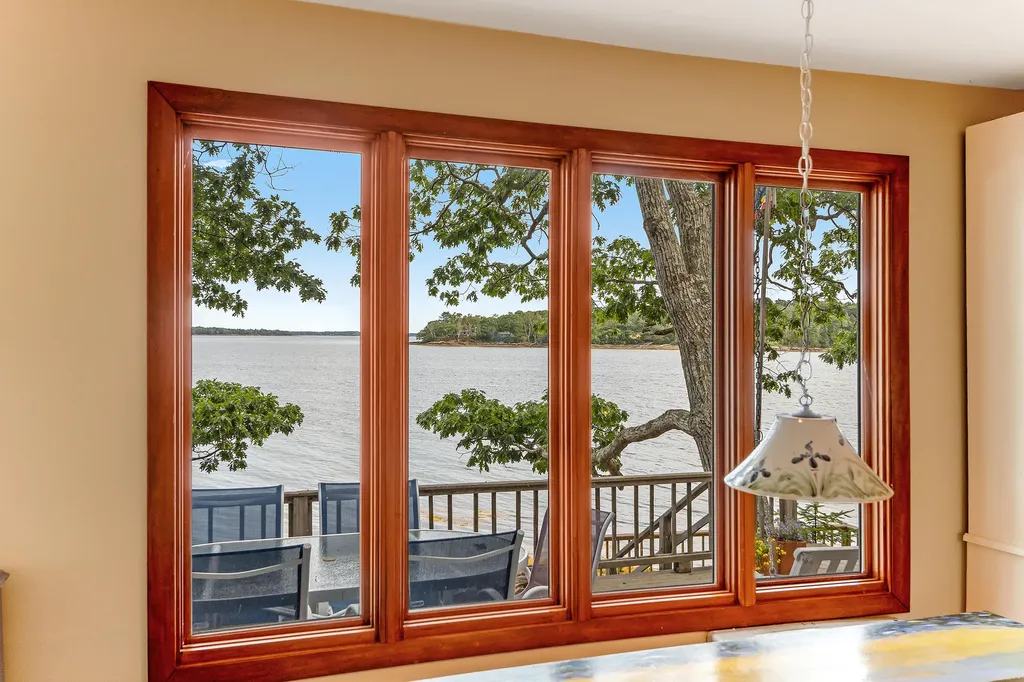 71 Merganser Way Freeport ME 04032