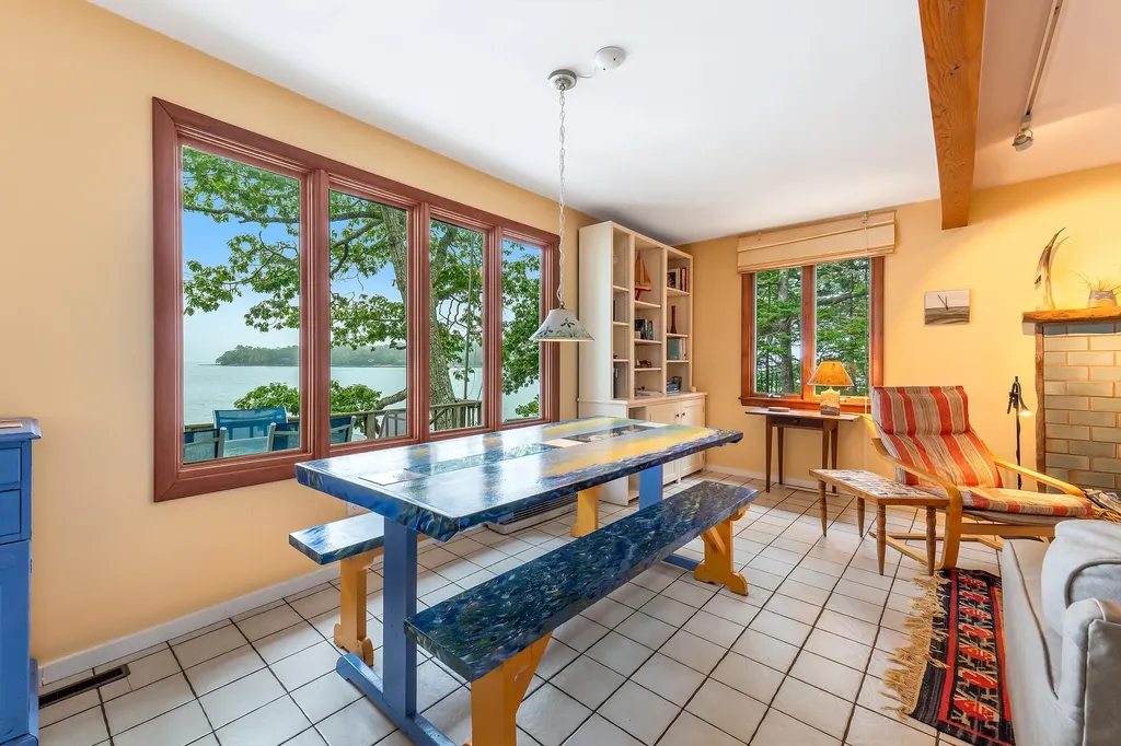 71 Merganser Way Freeport ME 04032