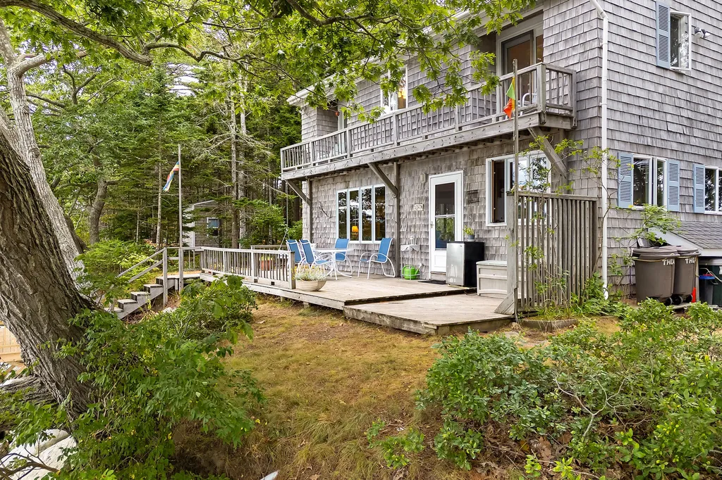 71 Merganser Way Freeport ME 04032