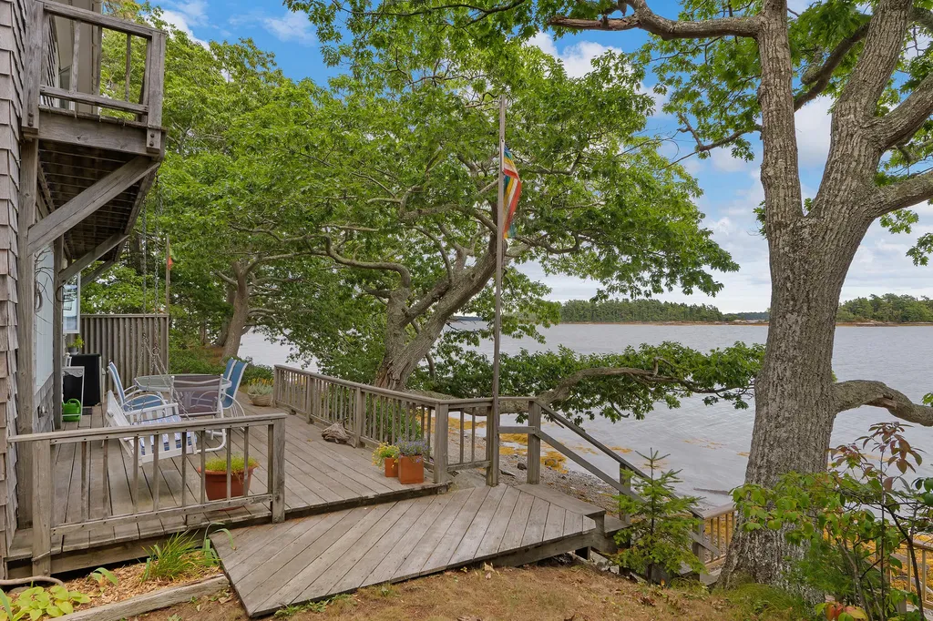 71 Merganser Way Freeport ME 04032
