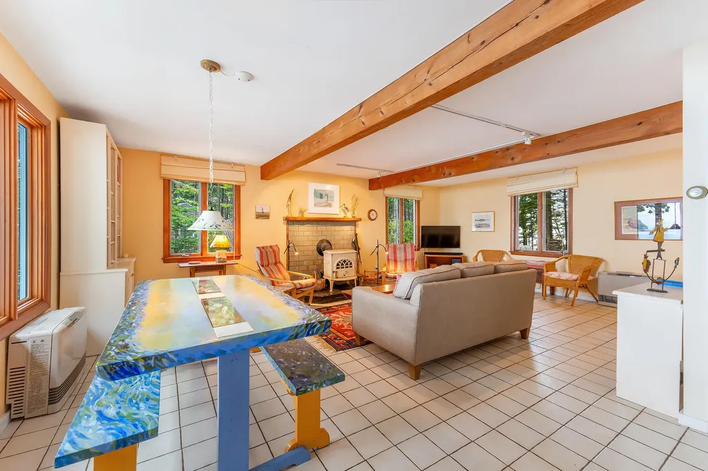 71 Merganser Way Freeport ME 04032
