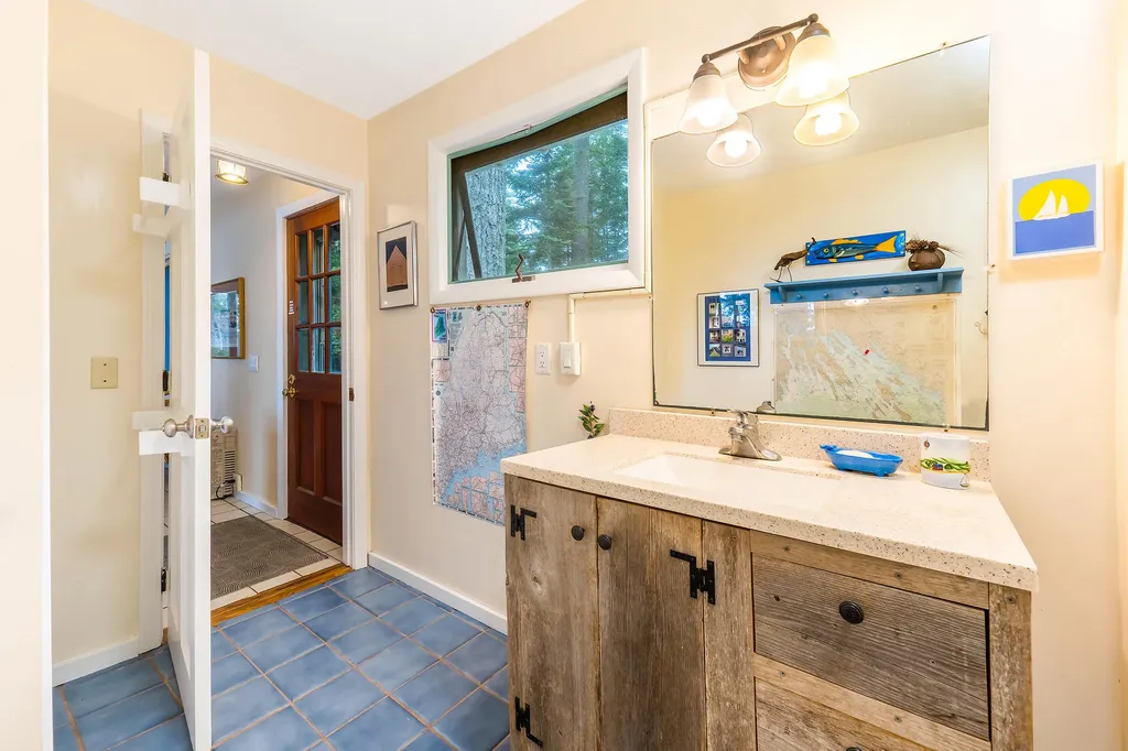 71 Merganser Way Freeport ME 04032
