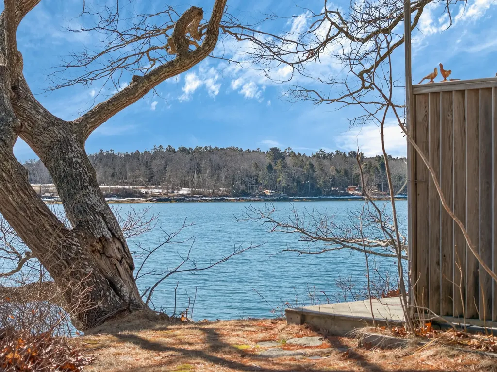 71 Merganser Way Freeport ME 04032
