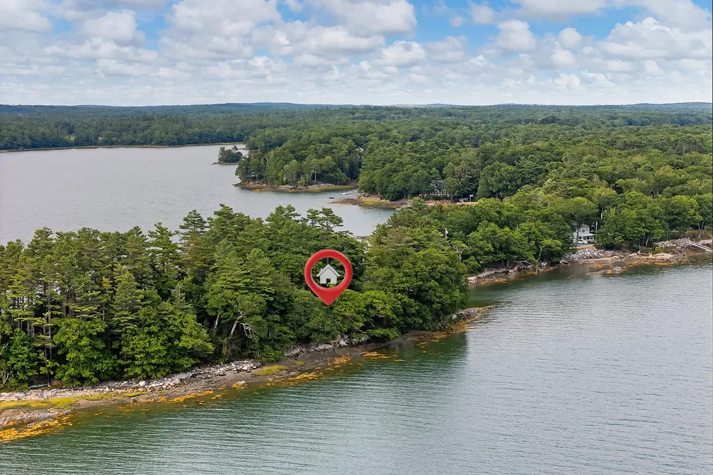 71 Merganser Way Freeport ME 04032