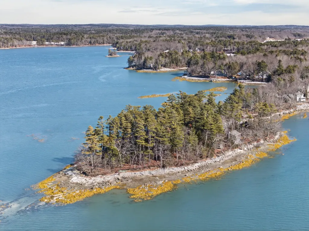 71 Merganser Way Freeport ME 04032