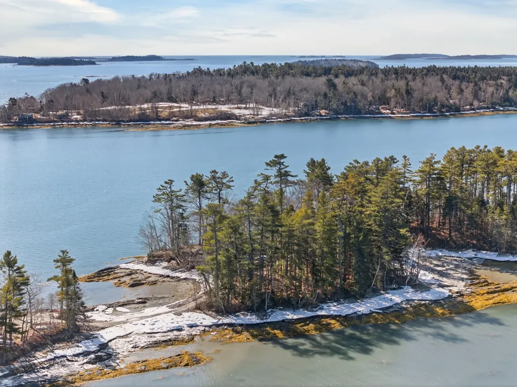 71 Merganser Way Freeport ME 04032