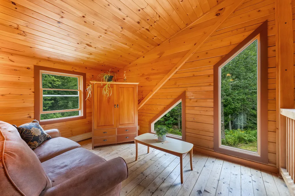 66 Edward Drive Woolwich ME 04579