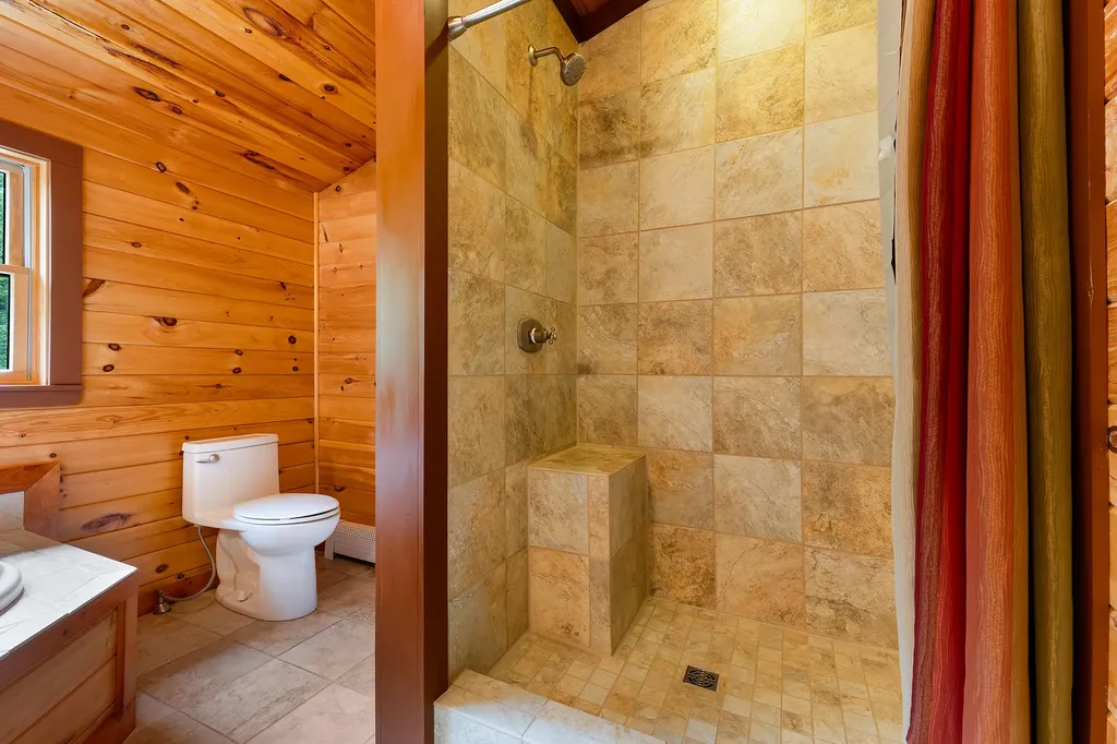 66 Edward Drive Woolwich ME 04579