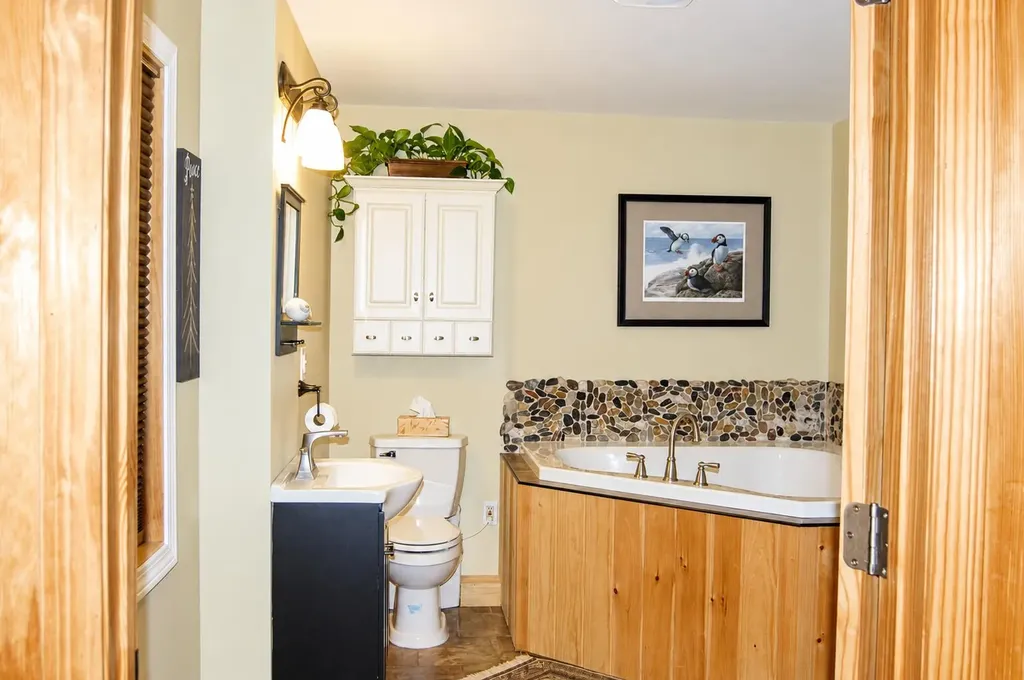 48 Kingsley Farm Road Gouldsboro ME 04607