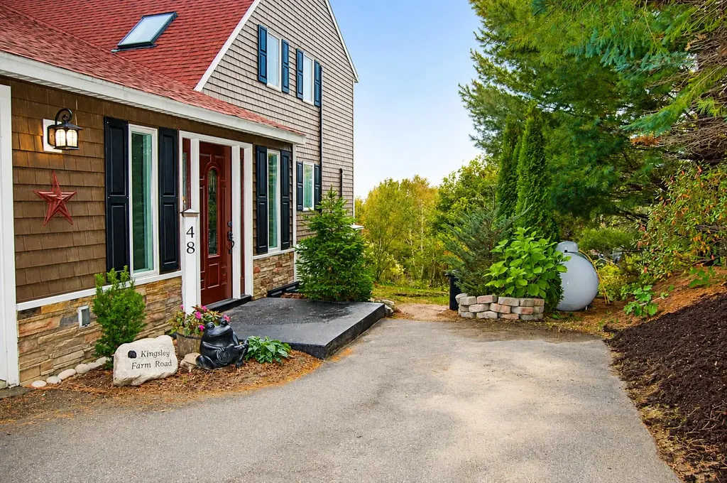 48 Kingsley Farm Road Gouldsboro ME 04607