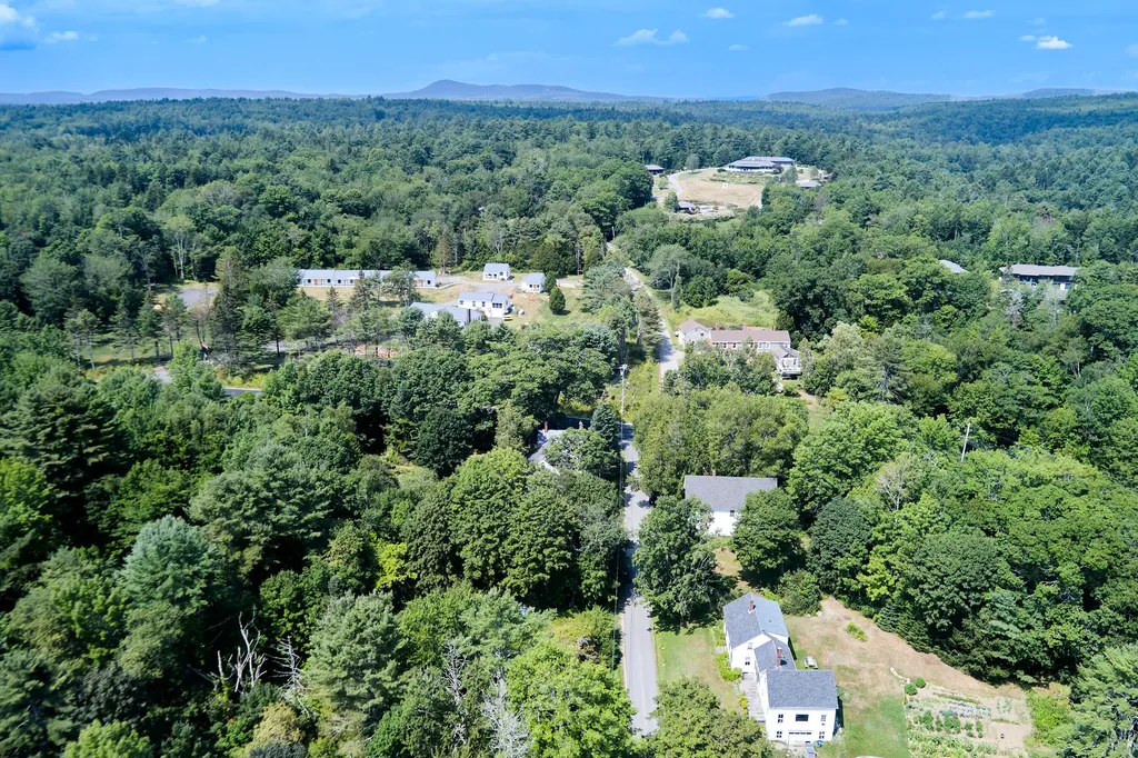 8 Howe Point Road Lincolnville ME 04849