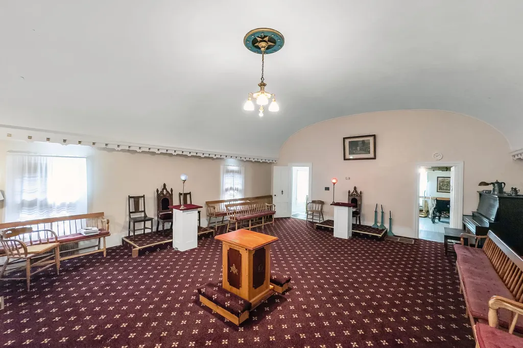 8 Howe Point Road Lincolnville ME 04849