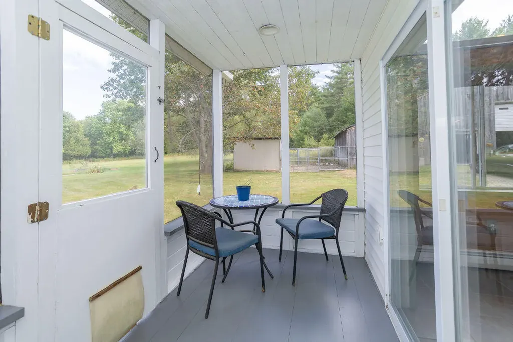 751 Holley Road Farmington ME 04938