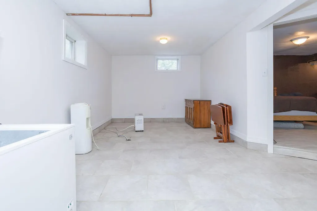 751 Holley Road Farmington ME 04938