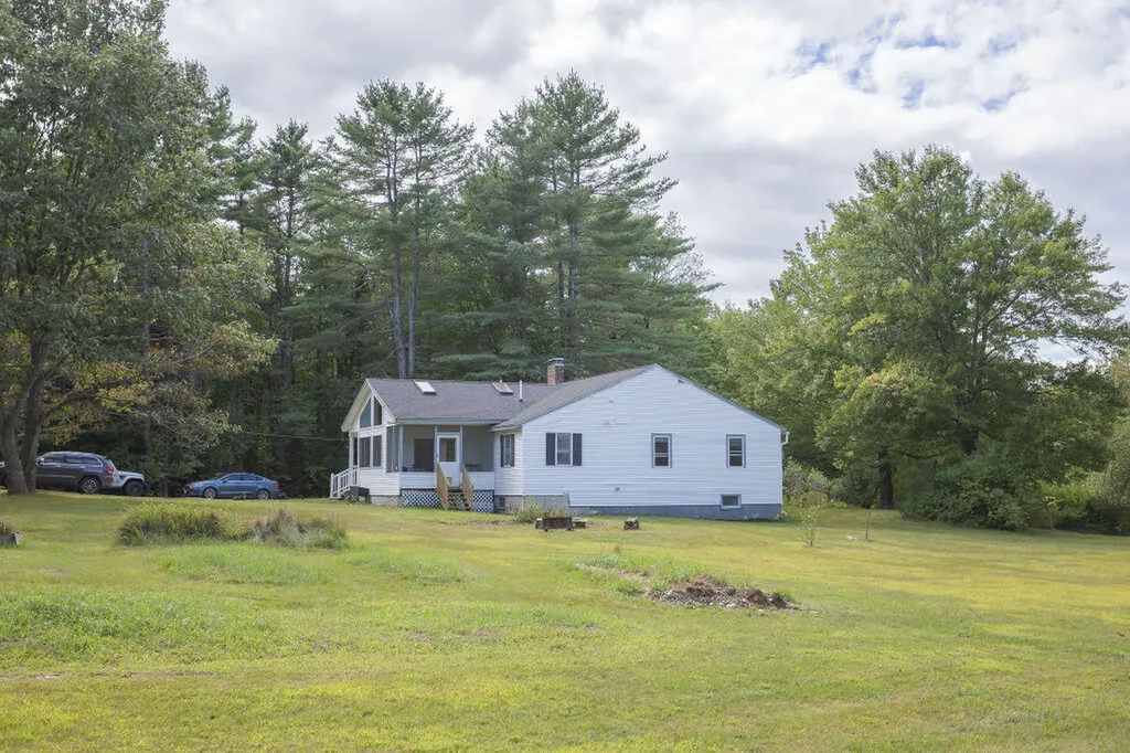 751 Holley Road Farmington ME 04938