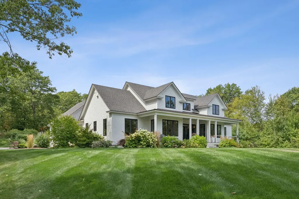 61 Village View Lane North Yarmouth ME 04097