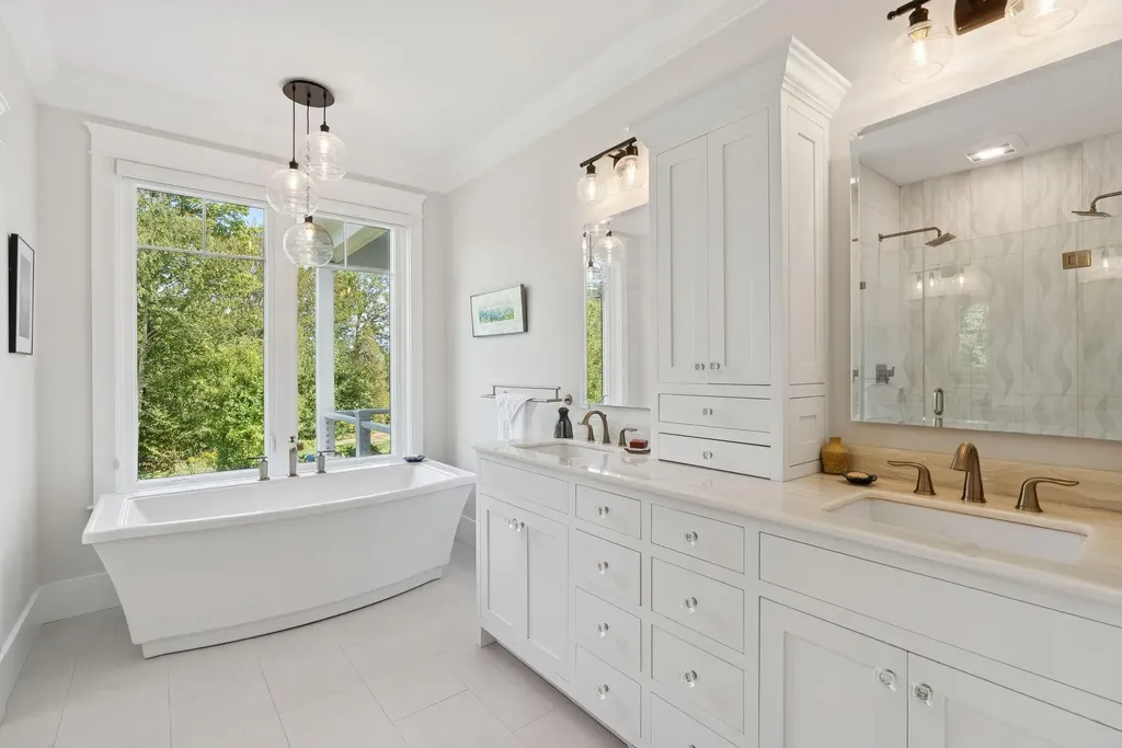 61 Village View Lane North Yarmouth ME 04097