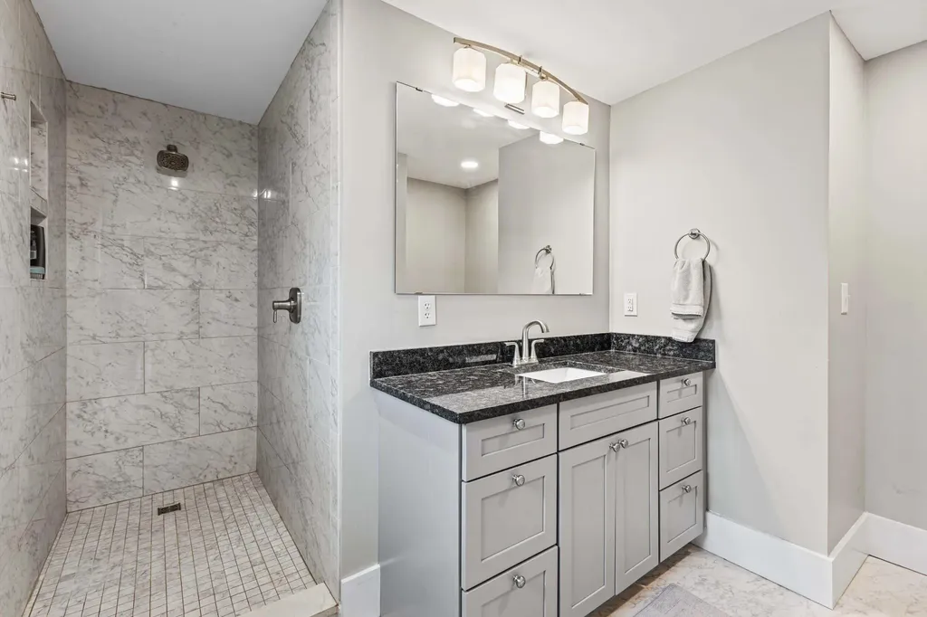 489 Woodford Street Portland ME 04103
