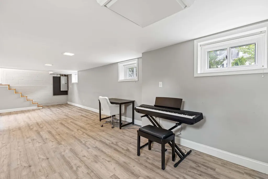 489 Woodford Street Portland ME 04103