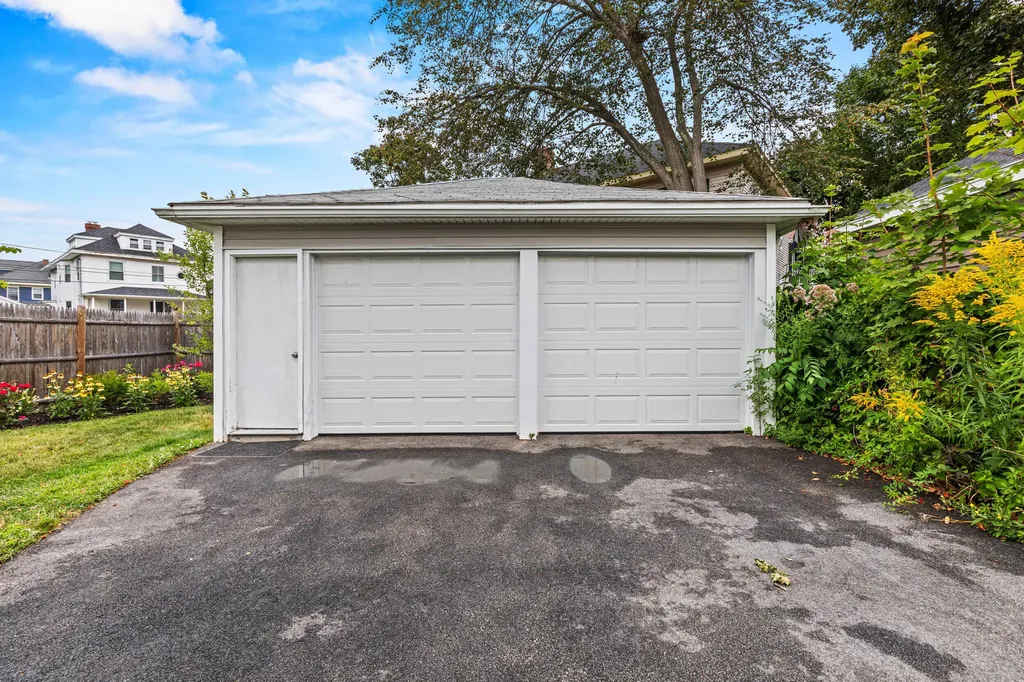 489 Woodford Street Portland ME 04103