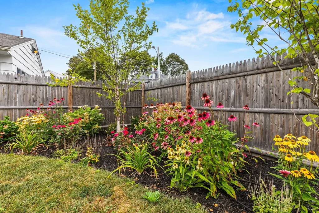 489 Woodford Street Portland ME 04103