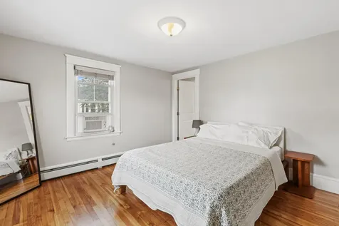 489 Woodford Street Portland ME 04103