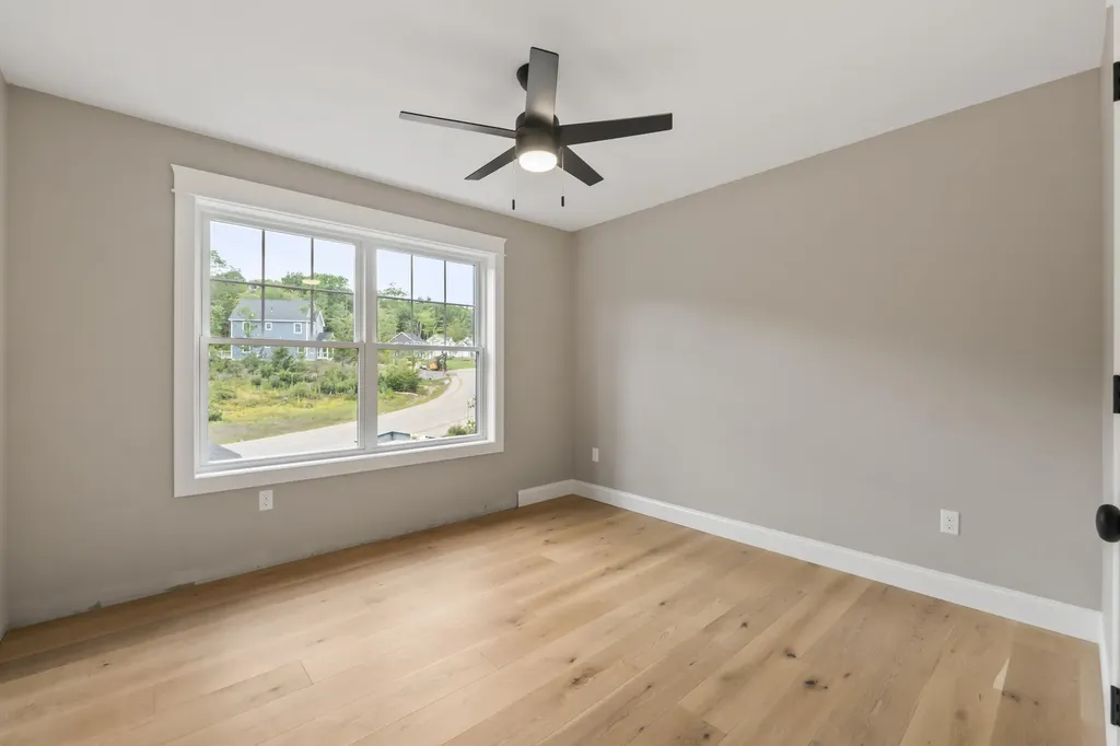 56 Woodbrey Lane Standish ME 04084