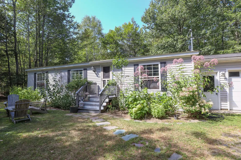 12 Braley Way Brunswick ME 04011