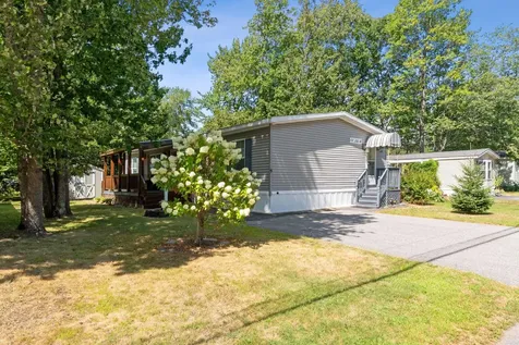 9 Karen Lane Brunswick ME 04011