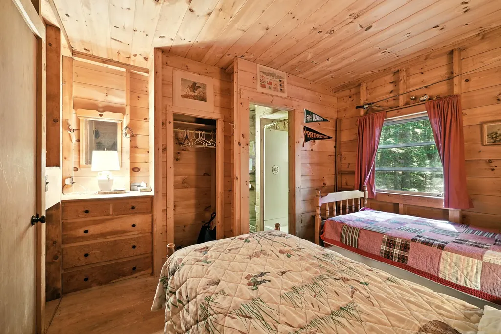 21 Delisle Lane Rome ME 04963