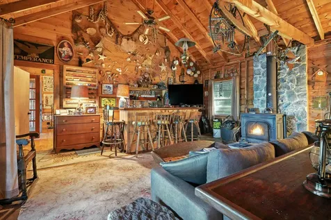 21 Delisle Lane Rome ME 04963