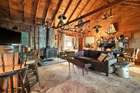 21 Delisle Lane Rome ME 04963
