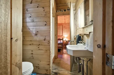 21 Delisle Lane Rome ME 04963