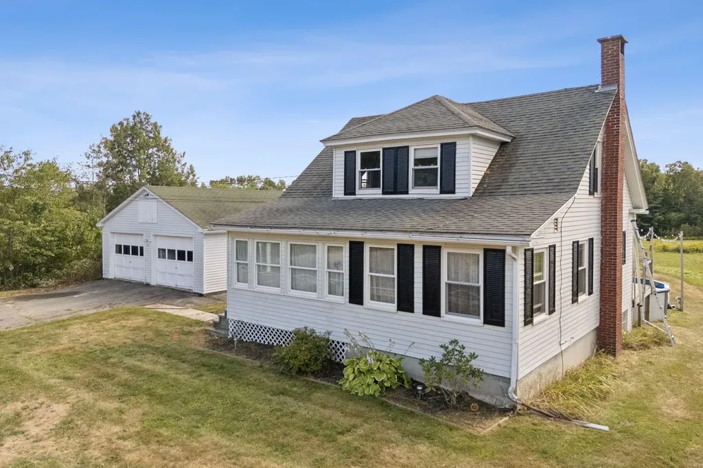 511 Bowdoinham Road Sabattus ME 04280