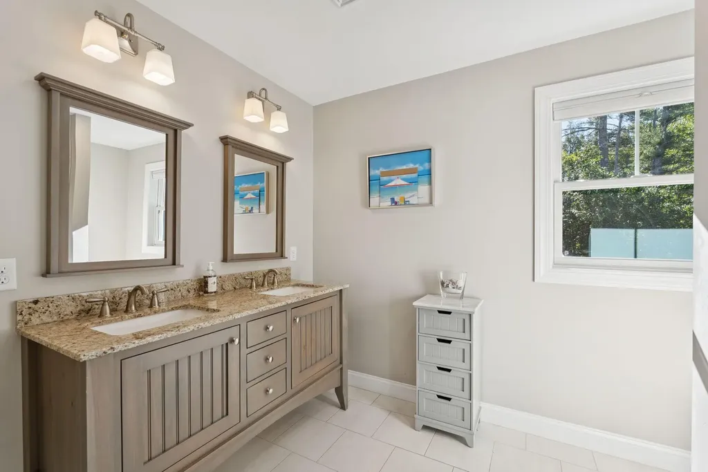 30 Dogwood Lane Yarmouth ME 04096